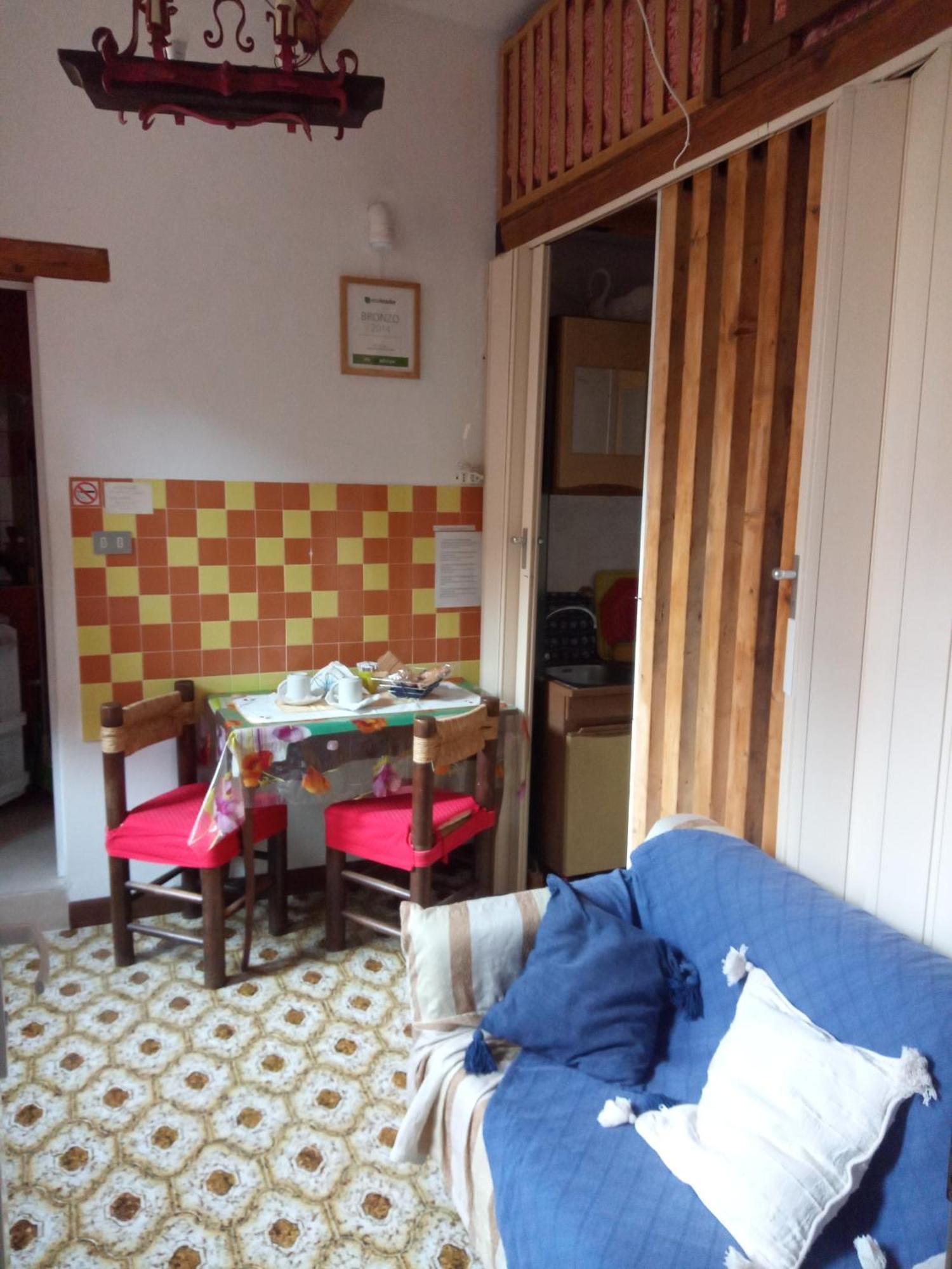 Biennale Bed and Breakfast Βενετία Δωμάτιο φωτογραφία